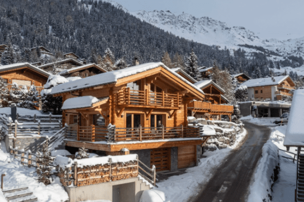 Chalet Austria für Paare: So planen Sie einen perfekten romantischen Urlaub in den Alpen